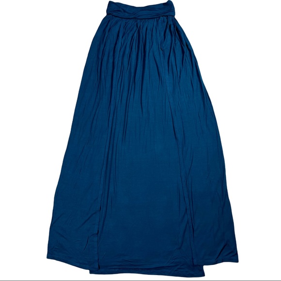 USA size Xs Long blue skirt that splits almost to waist on either side like new - Picture 2 of 16